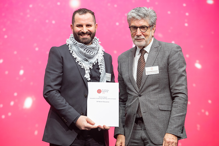 Dr Nasser Giacaman and Ako Aotearoa board co-chair Derek McCormack